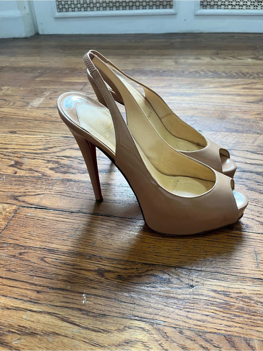 Christian Louboutin Nude Patent Peep-Toe Slingback Pumps - Picture 2 of 10